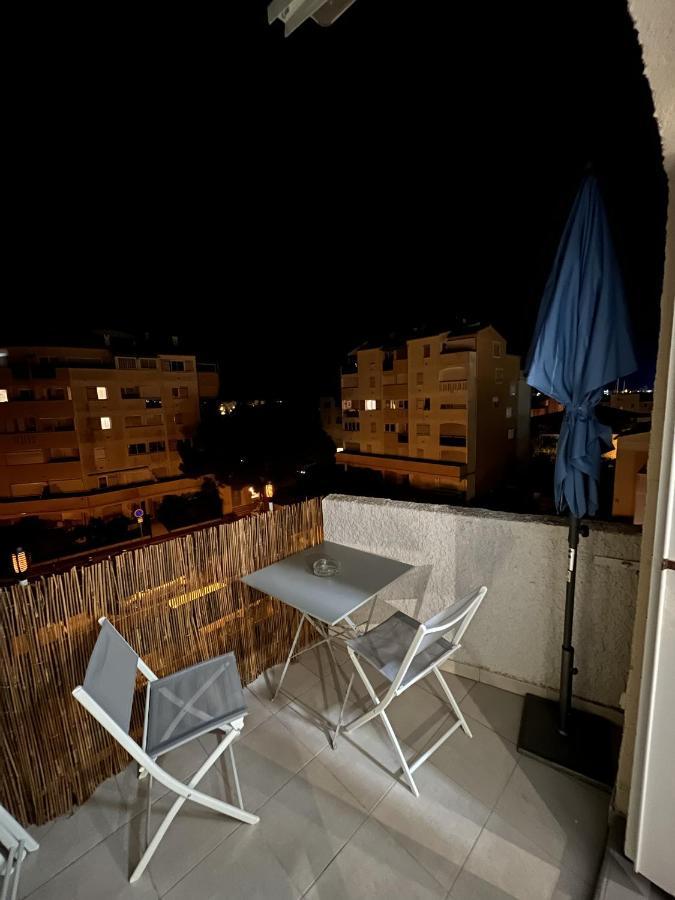 Superbe Appartement A Proximite Plage Et Port Agde Exteriör bild